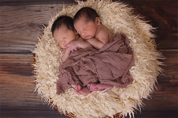梦到生双胞胎孩子是什么意思